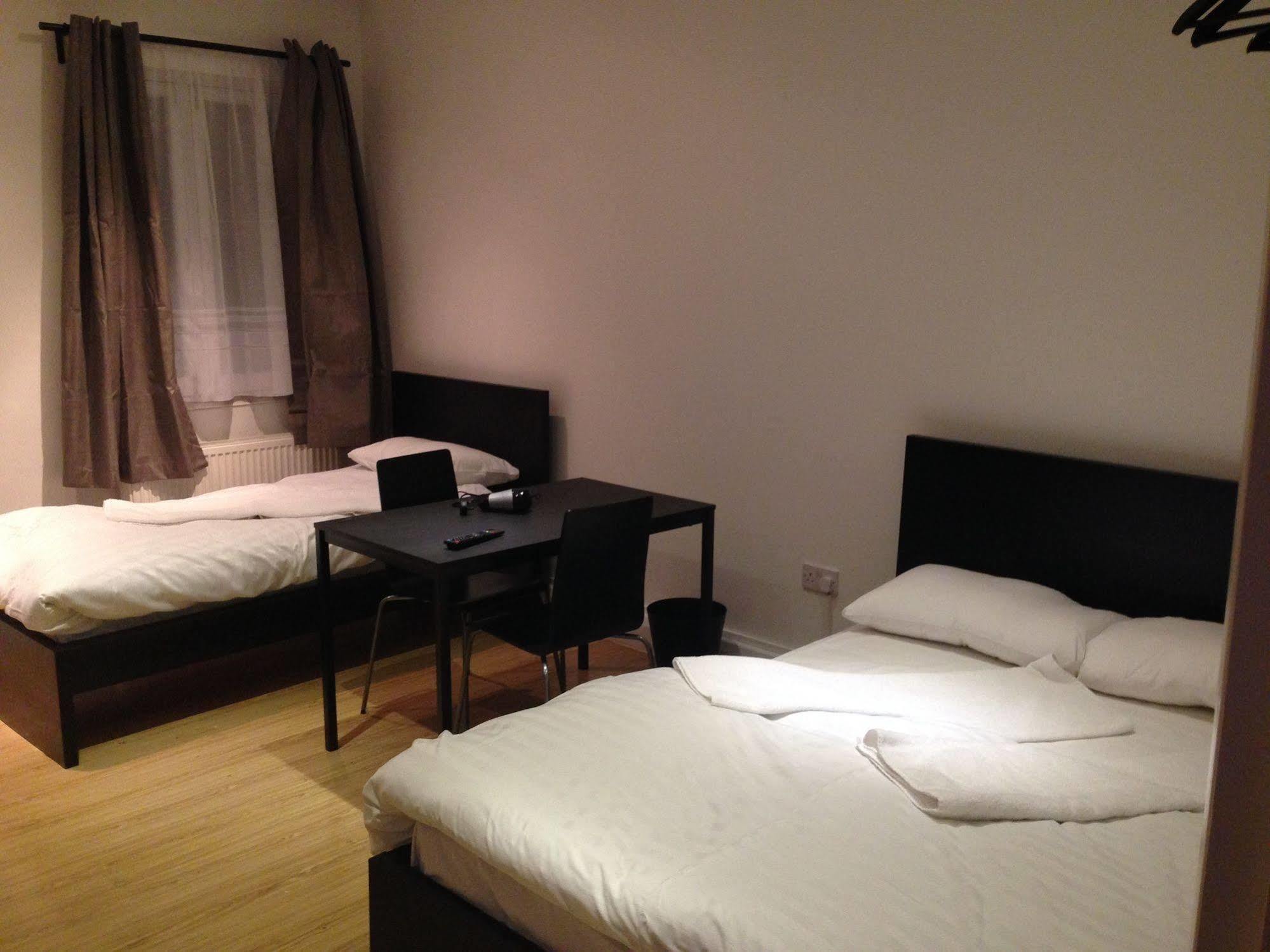 Hotel Duke Of Fife à Barking  Extérieur photo
