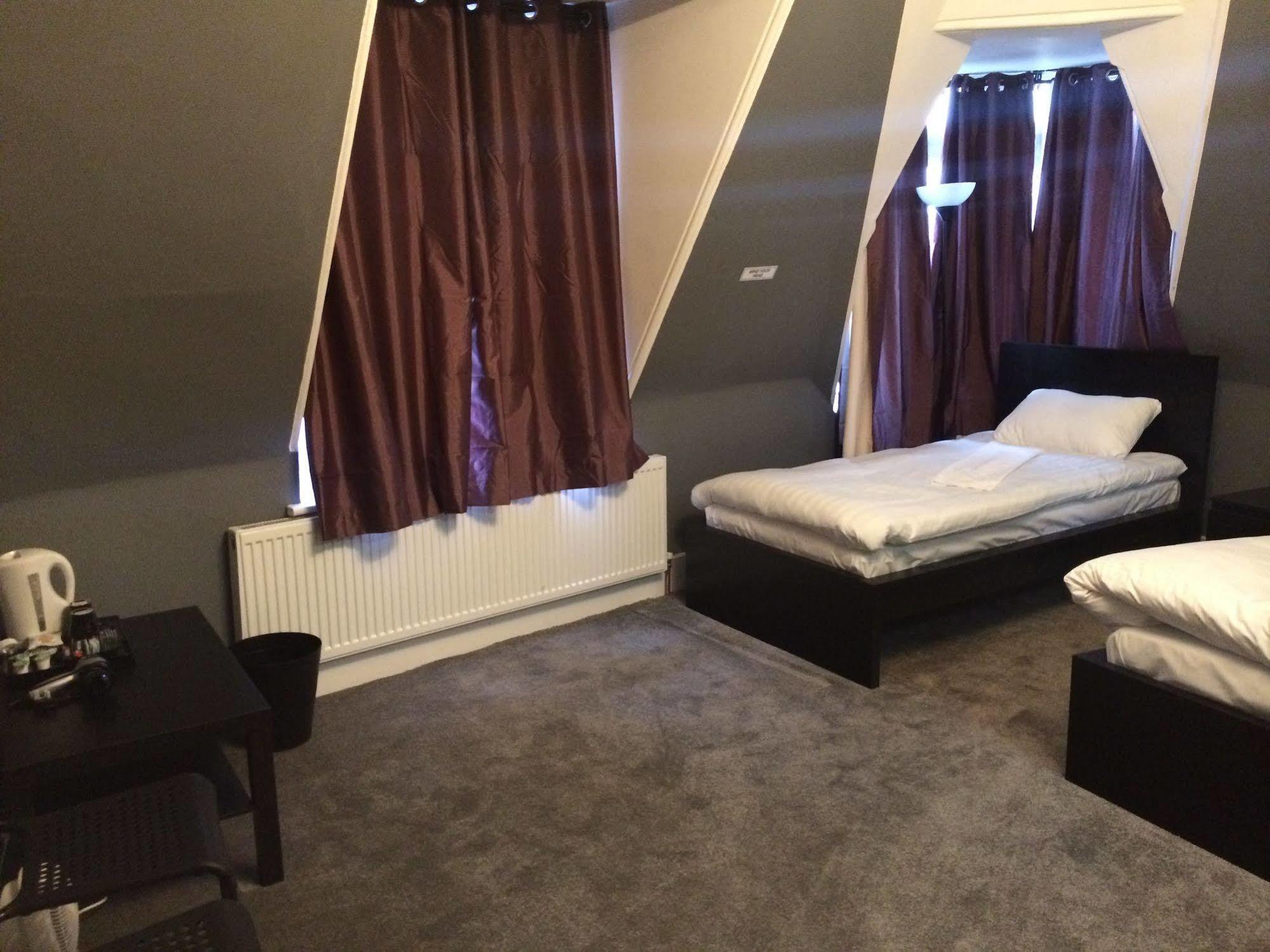 Hotel Duke Of Fife à Barking  Extérieur photo