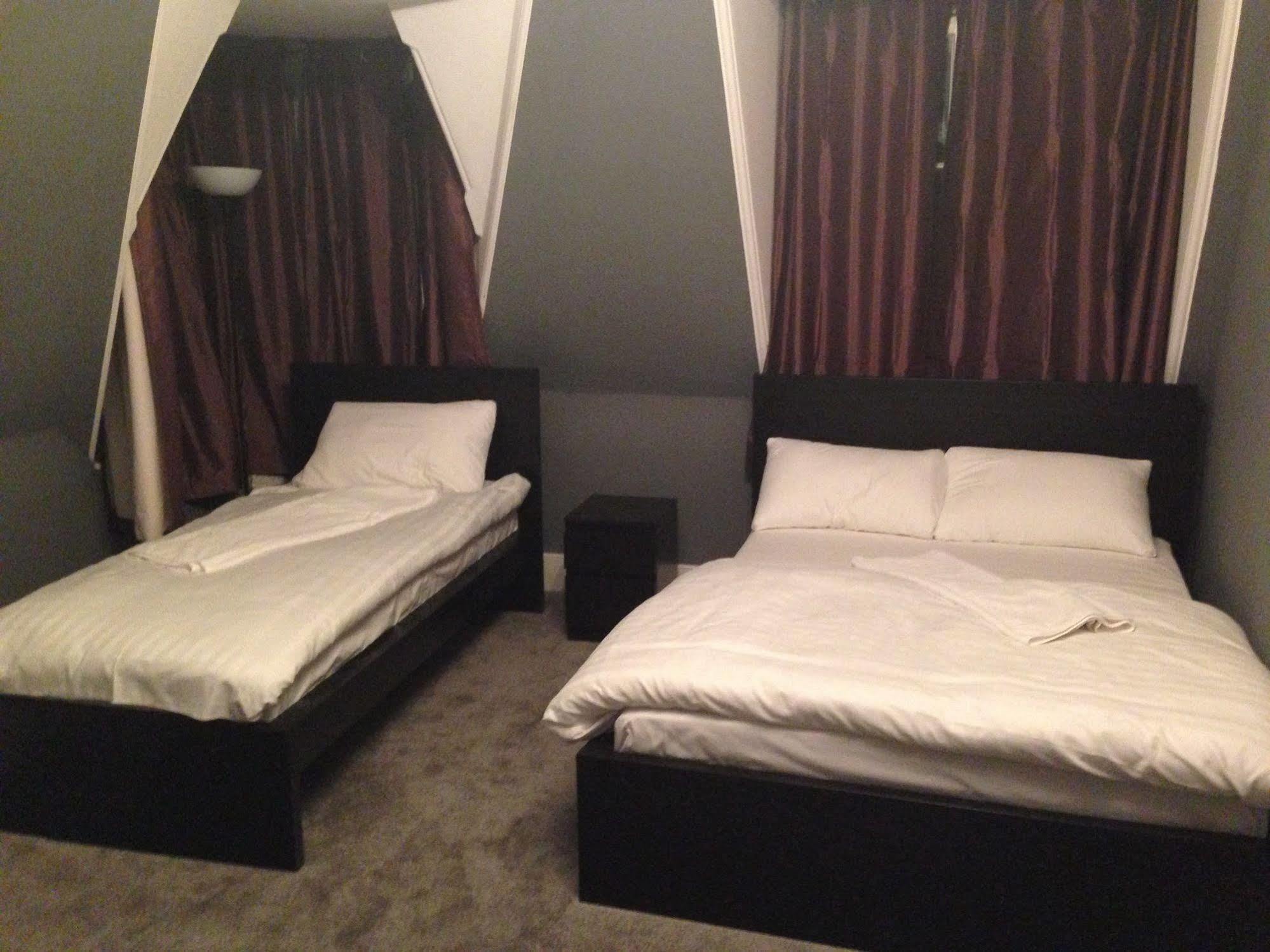 Hotel Duke Of Fife à Barking  Extérieur photo